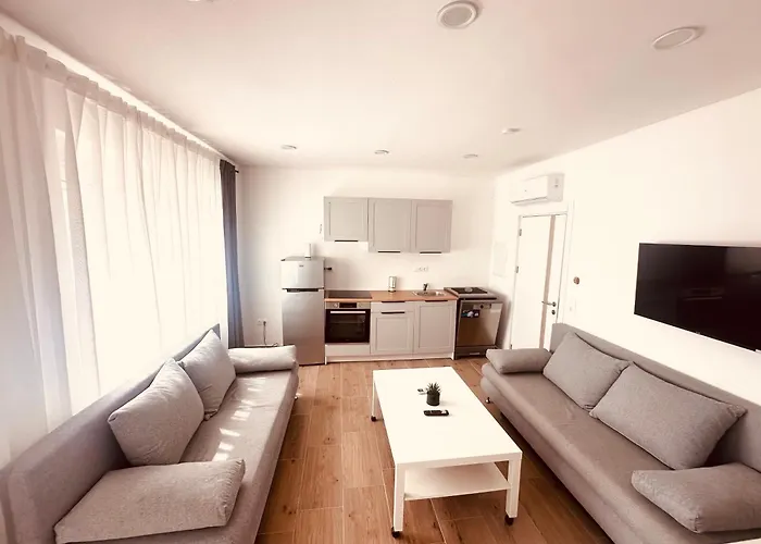 Twins Apartments